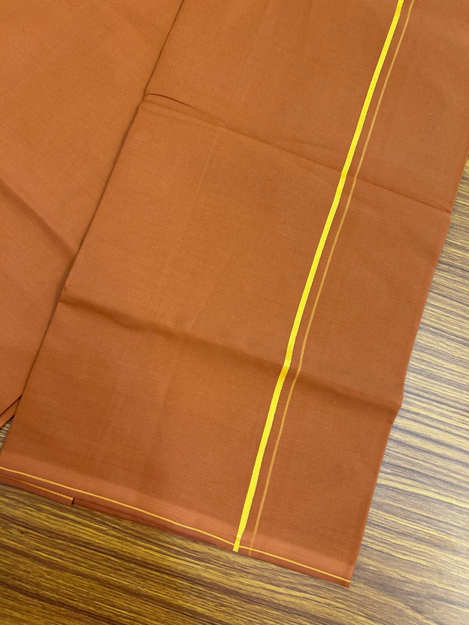 16% Discount!!! Kaitharikada Pure Cotton - Single Kaily / Lungi - 0.5 cm Yellow Kara with Kavi colour body (2 meter / 4 muzham) - 8KK8024 GAN