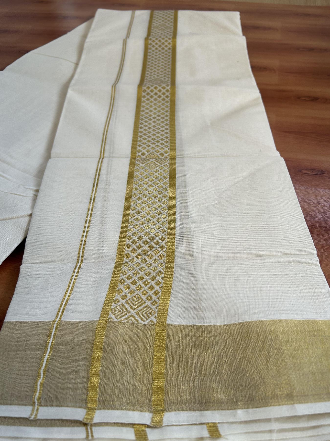 Double Off White - (Unbleached) Mundu/Dhoti - 20% Discount!! Kaitharikada Balaramapuram Pure Cotton - 60s - 1.5 inch Gold Kasav Jacquard Design Kara 4 mtr (8.5 muzham) - 8 KK5395 GAN