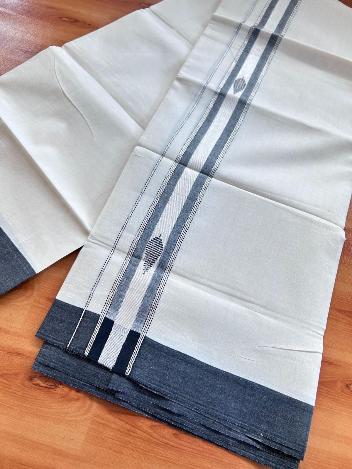 Double Off White (Unbleached) Mundu/Dhoti- 20% Discount! KaithariKada Pure Cotton - 100X80 - 1.5 inch Silver Kasav & Black Jaquard Design Kara - 4 mtr (8.5 Muzham) - 14 KK5510 VAS