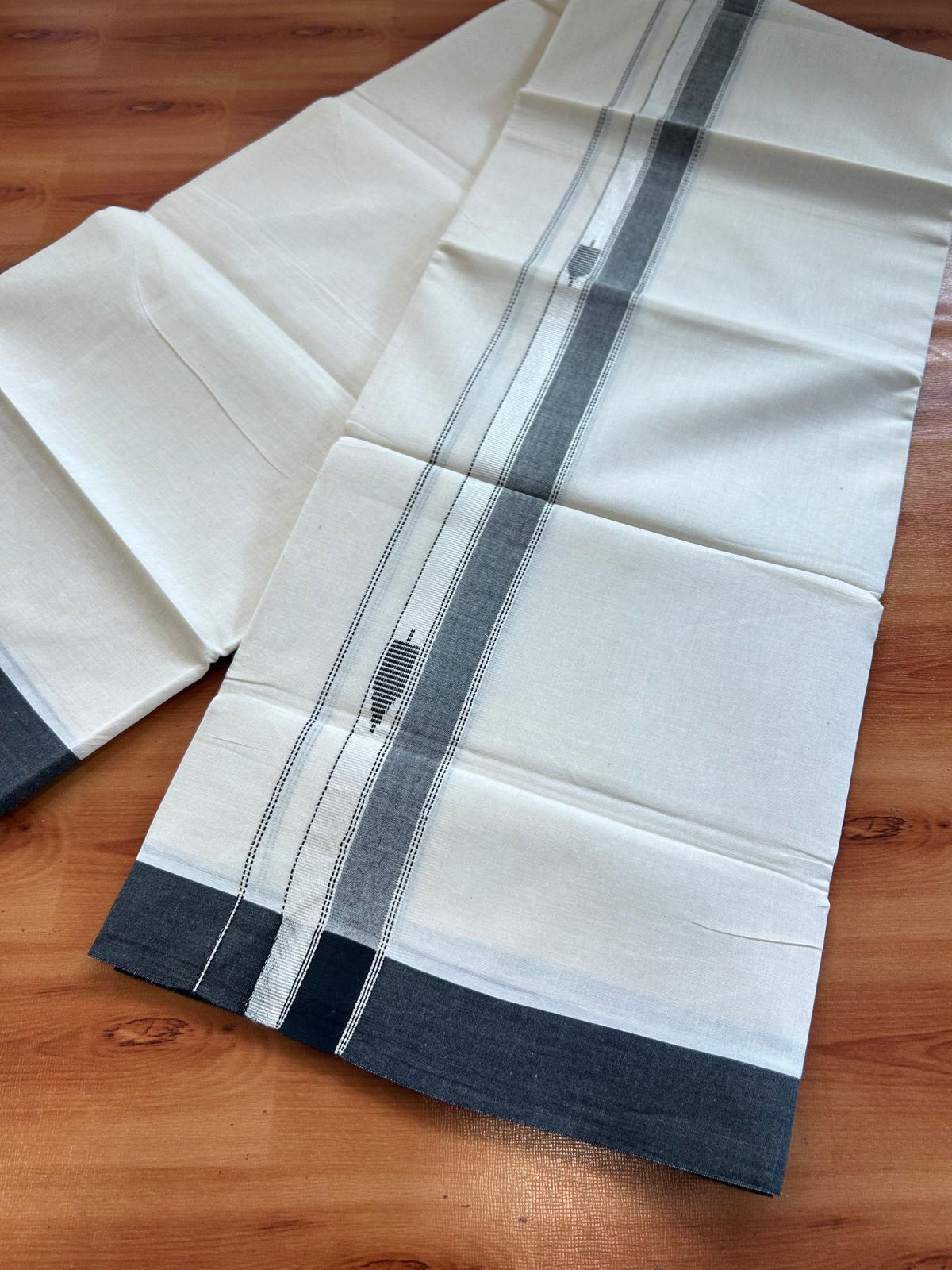 Double Off White (Unbleached) Mundu/Dhoti- 20% Discount! KaithariKada Pure Cotton - 100X80 - 1.5 inch Silver Kasav & Black Jaquard Design Kara - 4 mtr (8.5 Muzham) - 17 KK5510 VAS