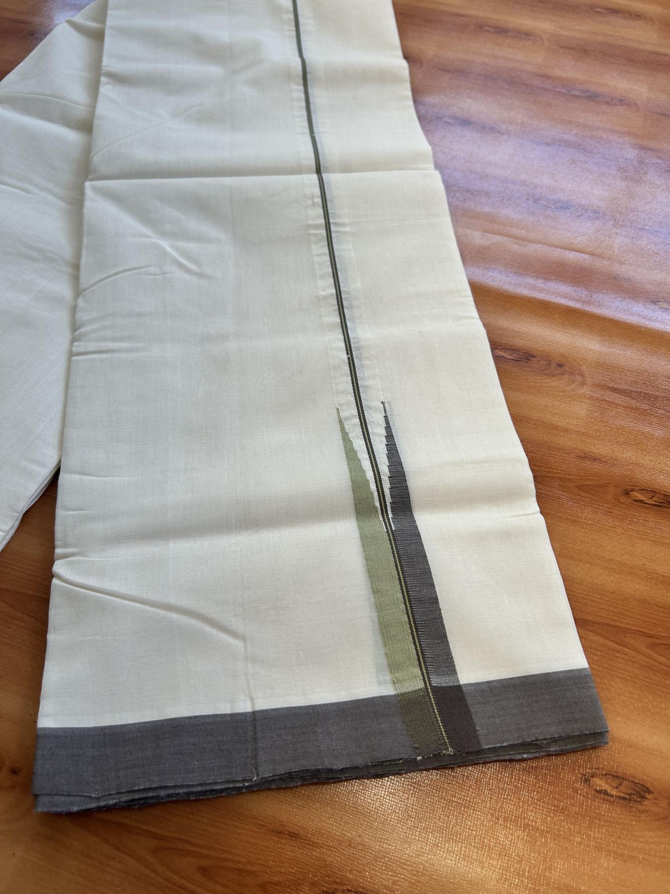 Double Off White (Unbleached) Mundu/Dhoti - 25% Discount!! KaithariKada Handloom Unakkupaav - Kerala Handloom - 100% Pure Cotton - 100x80 - 1 inch Light Green & Brown Chutty Kara 3.80 meter (8 muzham) - 37 KK5436 REA