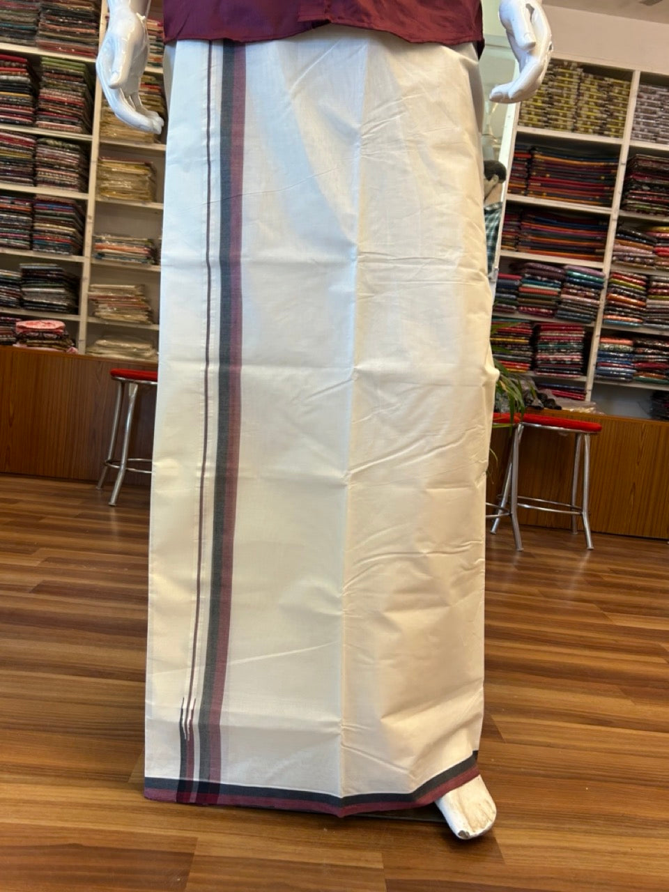 DMK Veshti - 22% Discount !! KaithariKada Balaramapuram Double Off white - (Unbleached) Mundu/Dhoti - 100X100 - 1 inch Puliyilakkara Maroon & Black Chutty Kara - 10KK5074ASH