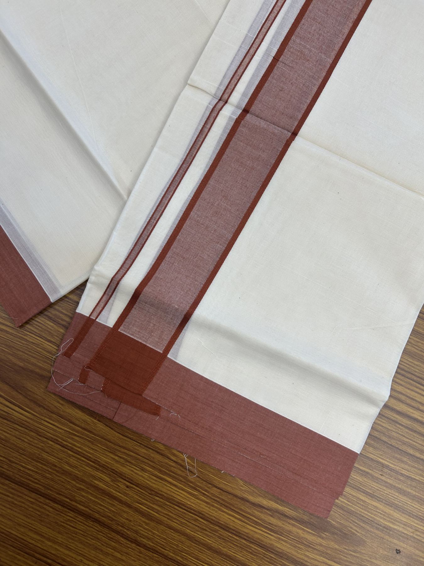 20% Discount! KaithariKada Balaramapuram 100% Cotton Double Off White Mundu/Dhoti- 100x80 - 1.75 inch Burnt Red shaded Kara 4 mtr (8.5 muzham) - 193 KK5361 PMC