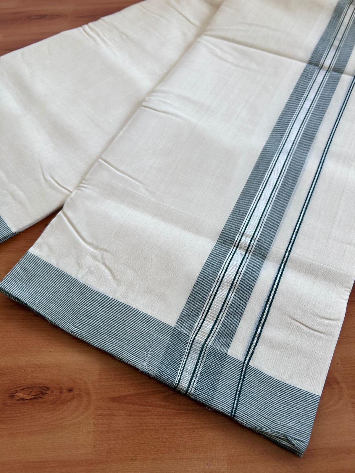 Off White (Unbleached) Double Mundu/Dhoti - 25% Discount! KaithariKada Handloom Unakkupaav- 100% Pure Cotton - 100x80 - 1.5 inch Silver Kasav & Dark Green shaded striped kara 4 Meters (8.5 Muzham) - 3 KK5511 REA