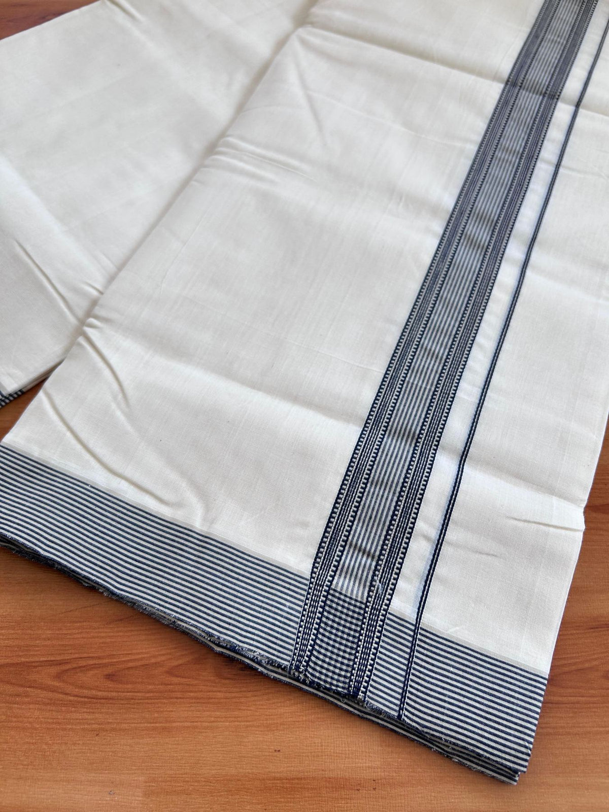 Off White (Unbleached) Double Mundu/Dhoti - 25% Discount! KaithariKada Handloom Unakkupaav- 100% Pure Cotton - 100x80 - 1.5 inch Silver Kasav Black & Tan Brown Striped Kara 4 Meters (8.5 Muzham) - 11 KK5511 REA