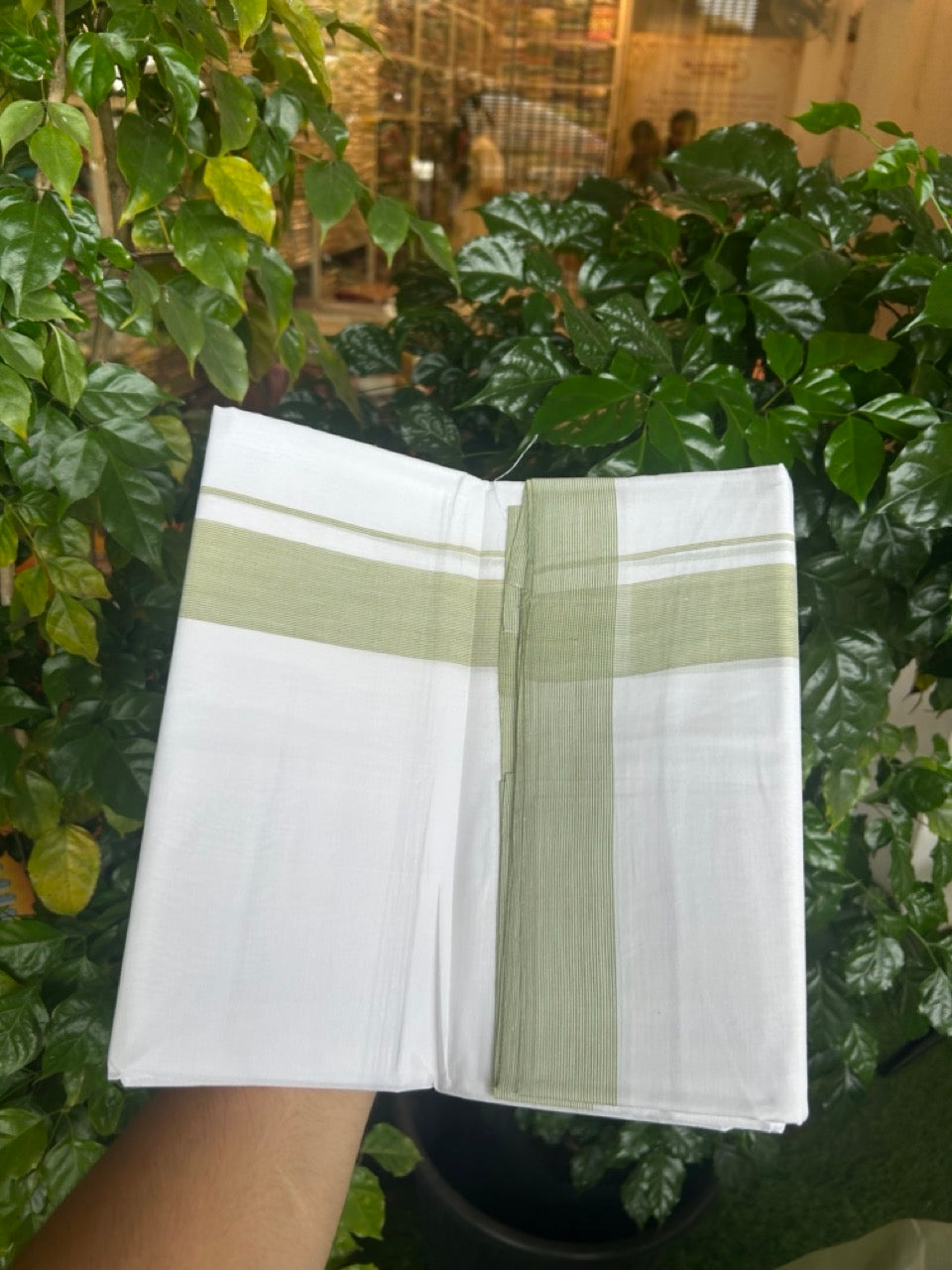 KaithariKada Handloom Millpaav Balaramapuram - 100% Pure Cotton Double Mundu/Dhoti Pure white - 80x90 - 1.5 inch Light Green striped Kara 4 mtr (8.5 Muzham) - 13 KK5263 YAR