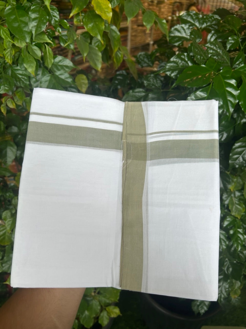 KaithariKada Handloom Millpaav Balaramapuram - 100% Pure Cotton Double Mundu/Dhoti Pure white - 80x90 - 1 inch Sage green Mulloth Kara 4 mtr (8.5 Muzham) - 7 KK5263 YAR