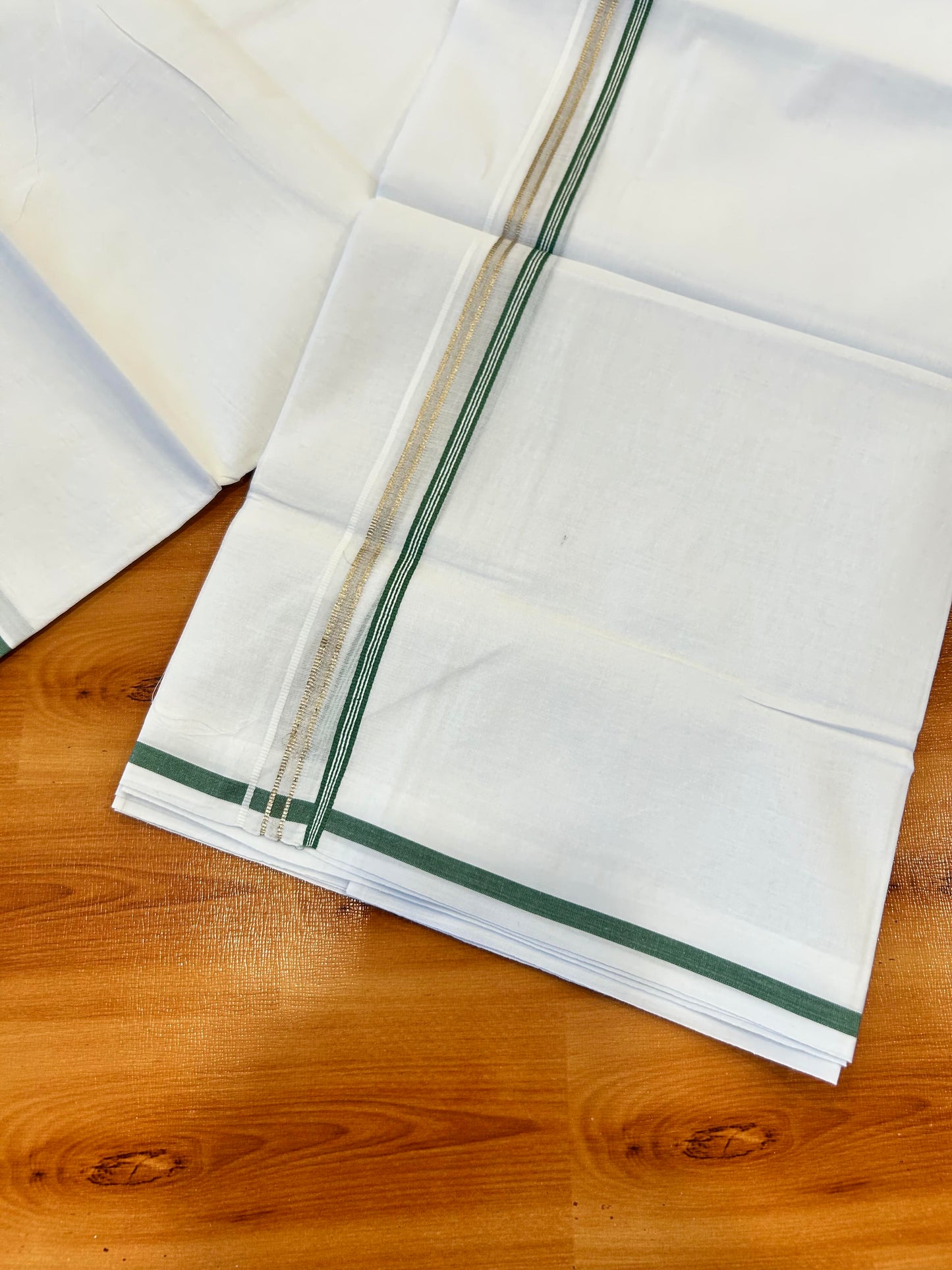Double Pure White Mundu/ Dhoti - 20% Discount ! Kaitharikada Balaramapuram 100% Cotton 100x80 - 1 cm Silver Kasav & Green Striped Kara 3.90 mtr (8 muzham) - 6 KK5446 VAS