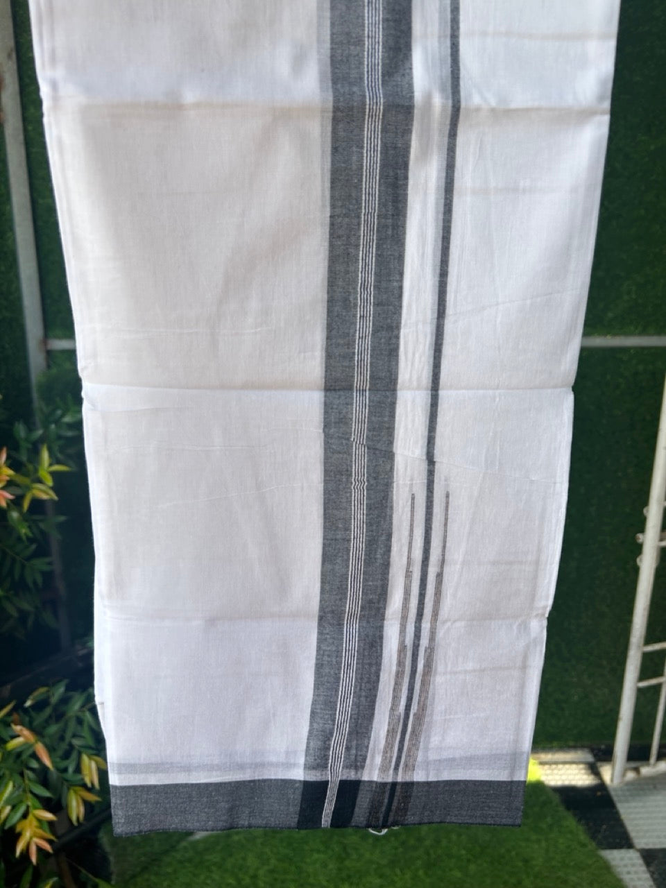 25% DISCOUNT!!! KaithariKada Balaramapuram 100% Cotton DOUBLE PURE WHITE Mundu/Dhoti - 80X80 - 1.5 Inch Black & White Shaded Centre Stripes Chutty kara - 27KK5171GAN