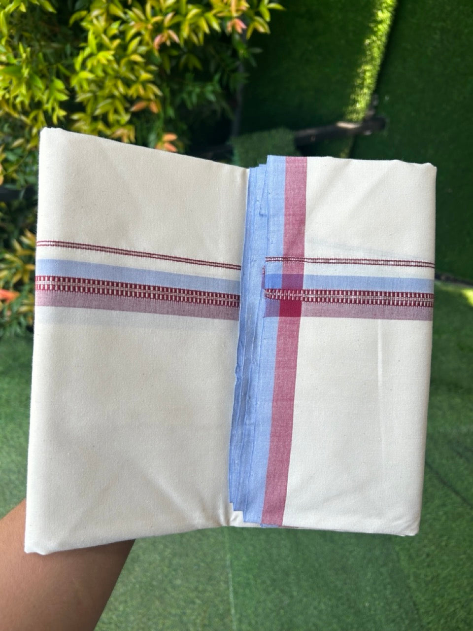 30%DISCOUNT!! SIGNATURE KAITHARIKADA EXCLUSIVE SINGLE DHOTI - 100% Cotton Balaramapuram HANDLOOM Single Mundu/Dhoti - Off White - (Unbleached) 1 inch Maroon Lavender & Silver Kasavu Striped Kara (2 meter / 4 muzham)- 11KK5173KAI