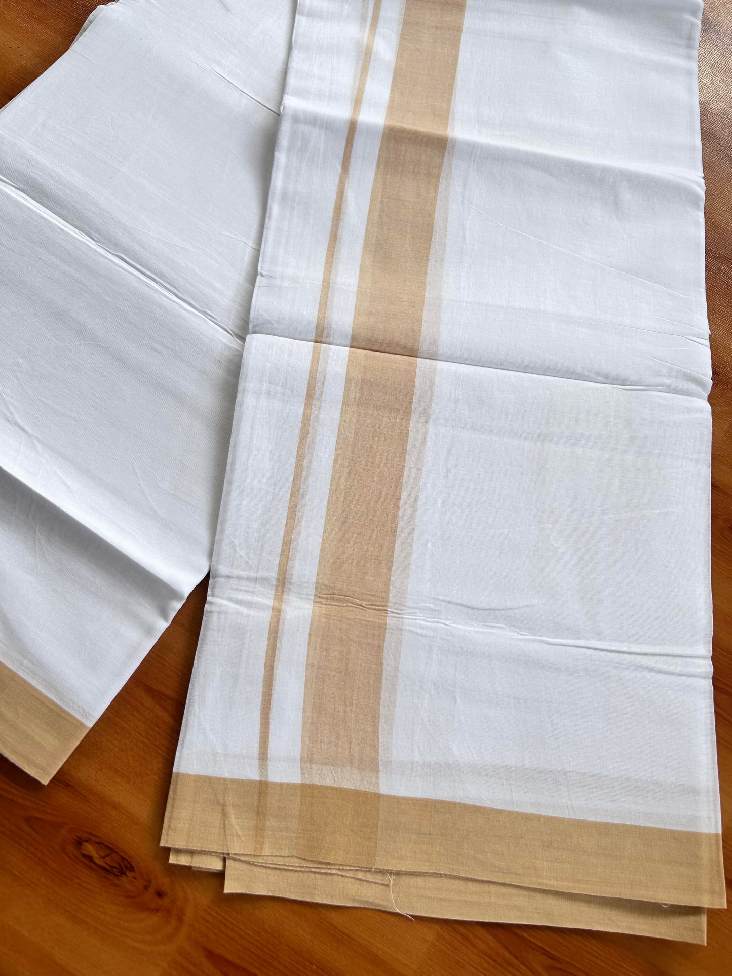 Double Pure White Mundu/Dhoti- 20% Discount ! Kaitharikada Balaramapuram 100% Pure Cotton - 100x80 - 1.25 Inch Beige Yellow Shaded Kara 3.90 mtr (8 muzham) - 41 KK5444 VIN