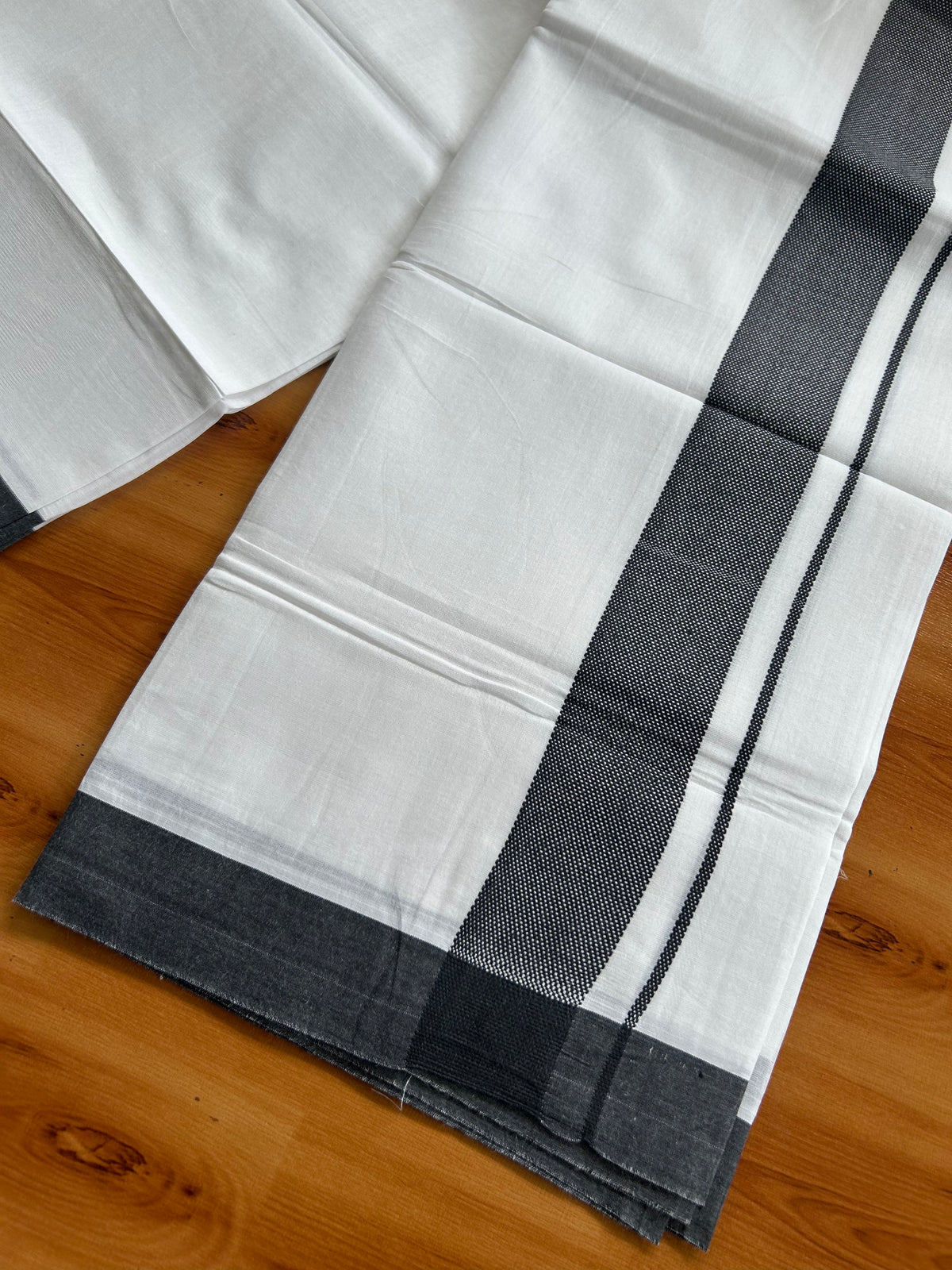 Pure White Double Mundu/Dhoti - 20% Discount ! Kaitharikada 100% Cotton - 100x80 - 1.75 inch Black Design Kara 3.80 mtr (8 muzham) - 6 KK5558 THI