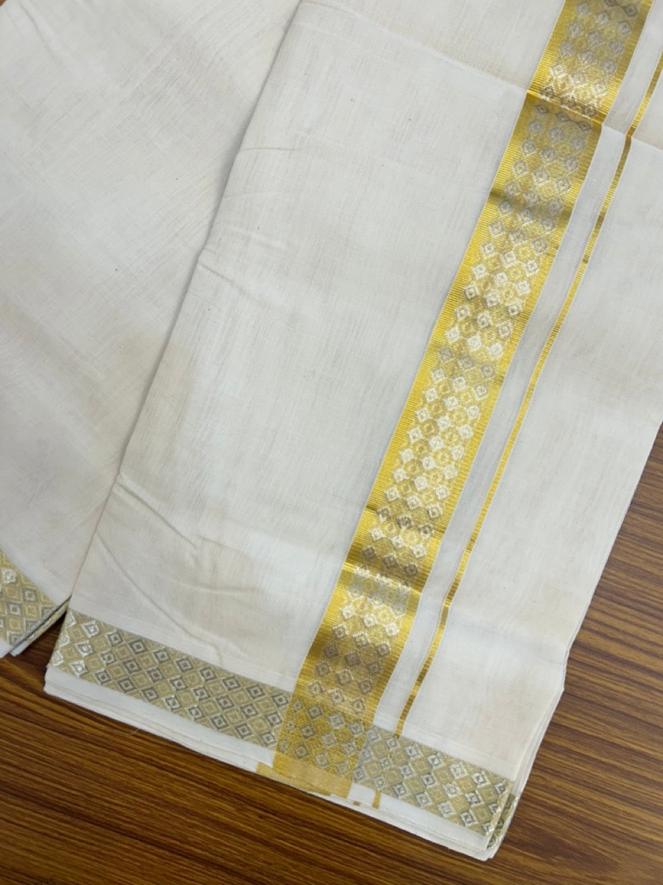 25% DISCOUNT ! KaithariKada HANDLOOM Unakkupaav Balaramapuram - 100% PURE Cotton Off White (Unbleached) Double Mundu/Dhoti - 80x90 - 1.75 inch Gold Kasavu & Silver Kasavu Jacquard Design Kara 4 mtr (8.5 Muzham) - 47 KK5234 RAM