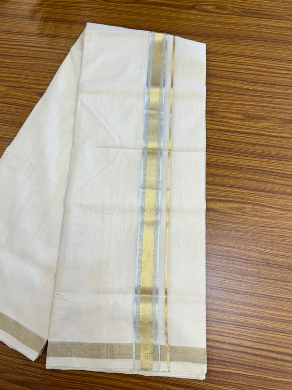25% DISCOUNT ! KaithariKada HANDLOOM UNAKKUPAAV Balaramapuram - 100% PURE Cotton Off White - (Unbleached) Double Mundu/Dhoti - 80X90 - 1.5 inch Gold Kasavu & Silver Kasavu Jacquard Kara 4 mtr (8.5 muzham) - 48 KK5234 RAM