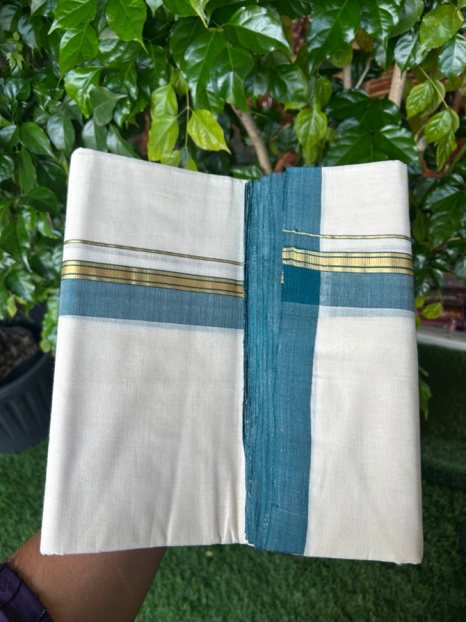 25% DISCOUNT!! KaithariKada HANDLOOM MILLPAAV Balaramapuram - 100% PURE Cotton OFF White (Unbleached) Double Mundu/Dothi - 80x90 - 1.5 inch Kasavu stripes Peacock green Mulloth Kara 4.5 Meters (10 Muzham) - 64KK5234 RAM