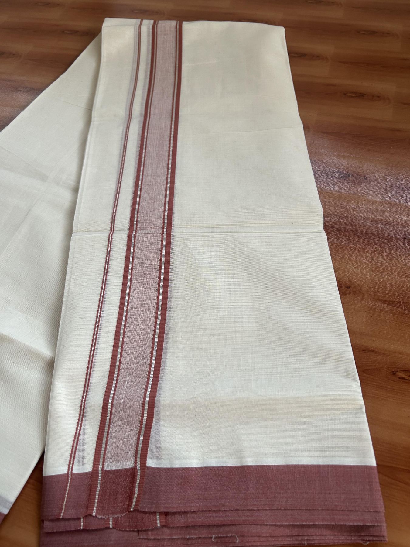 Double Off White (unbleached) Mundu/Dhoti - 20% Discount ! KaithariKada Balaramapuram - 100% Cotton - 60s- 1.5 inch Silver Kasav & Dark Reddish Peach Shaded Kara 4 mtr (8.5 muzham) - 5 KK5398 PMC