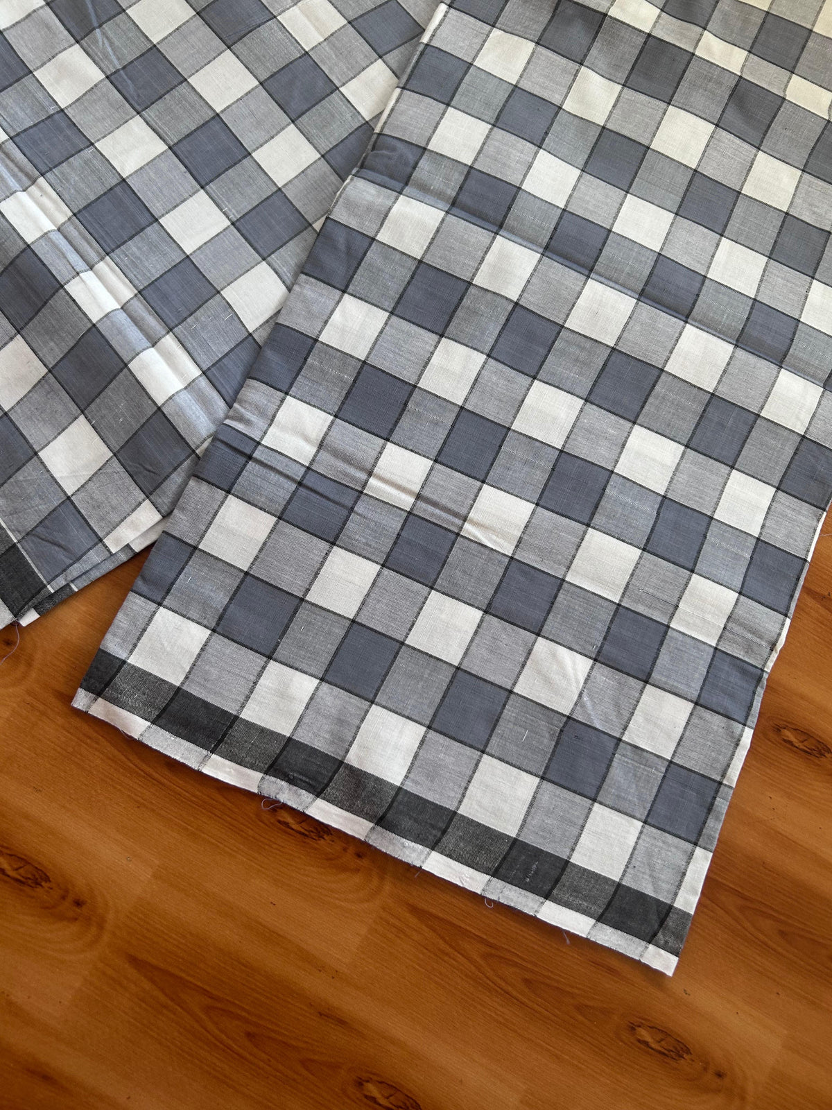 Kerala Handloom - Signature Kaitharikada - 100% Pure Cotton - 2/80sX2/80s Twisted Thread - Handloom Single Mundu/Dhoti - Ash Blue Black & White Check Body - 2 mtr - 62 KK8080 KAL