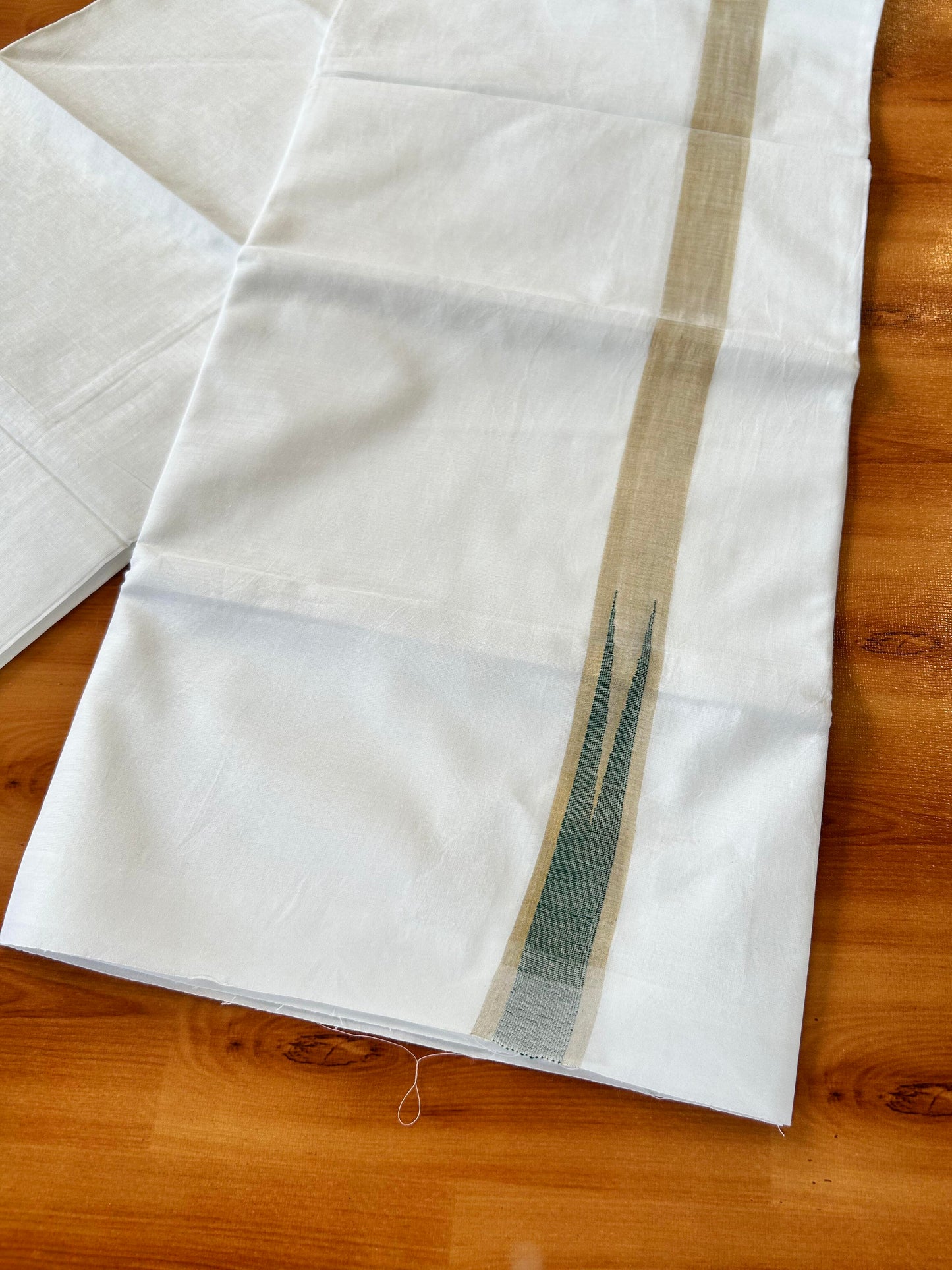 Pure White Double Mundu/Dhoti - 20% Discount ! Kaitharikada Balaramapuram 100% Cotton - 100x80 - 1 inch Puliyilakkara Gold Kasav & Green Chutty Kara 3.90 mtr (8 muzham) - 16 KK5446 VAS