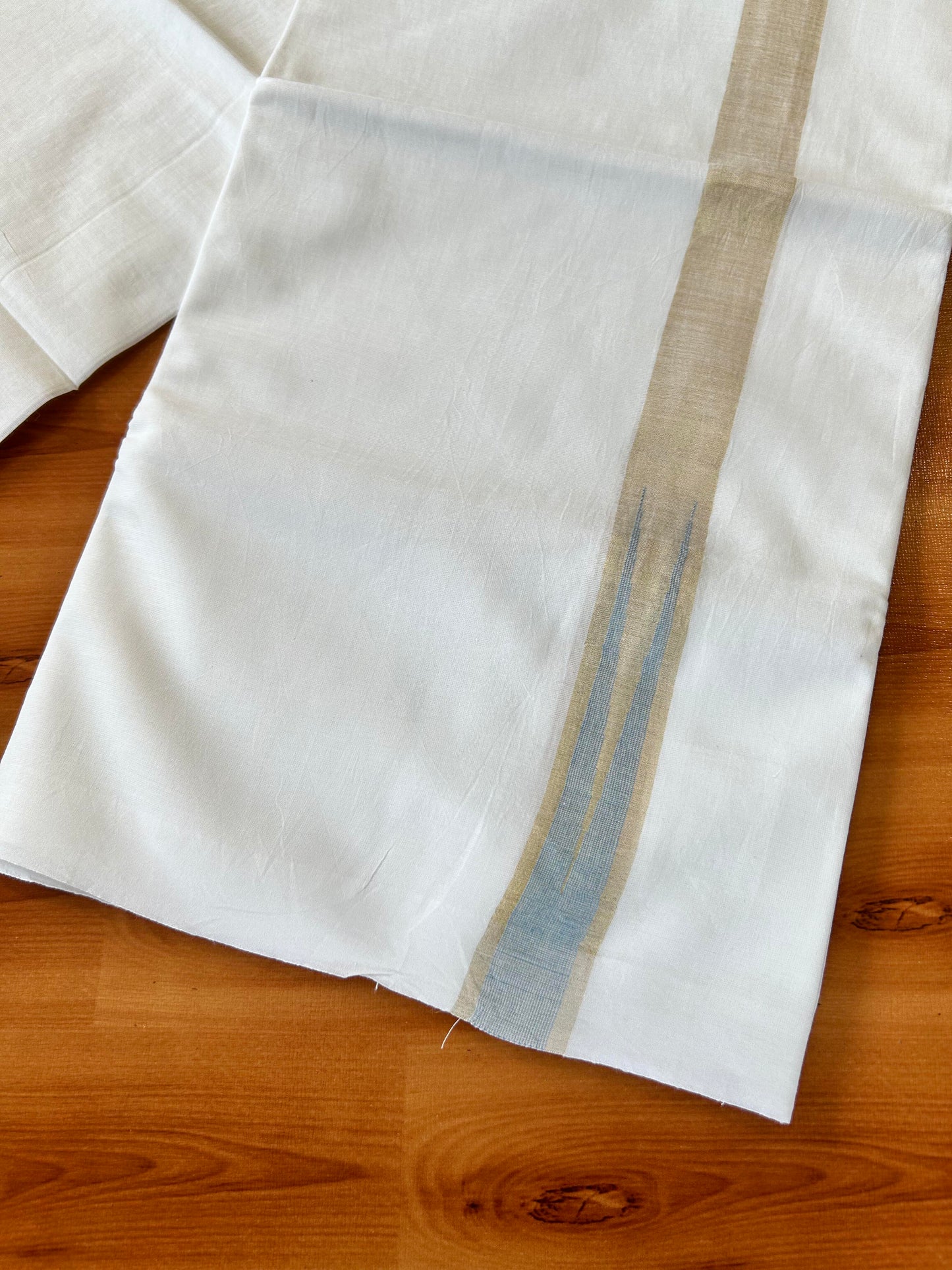 Pure White Double Mundu/Dhoti - 20% Discount ! Kaitharikada Balaramapuram 100% Cotton - 100x80 - 1 inch Puliyilakkara Gold Kasav & Sky Blue Chutty Kara 3.90 mtr (8 muzham) - 27 KK5446 VAS