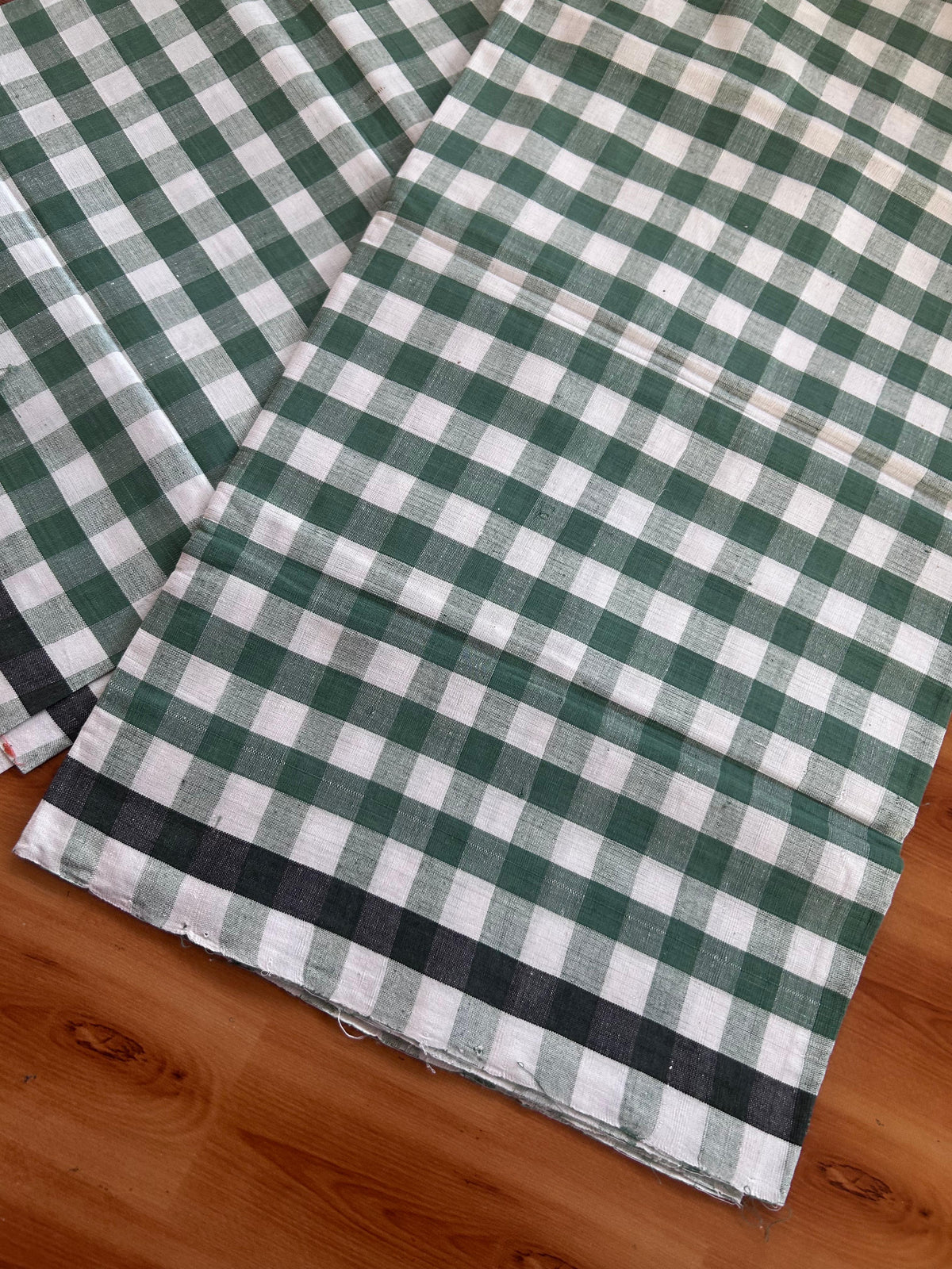 Kerala Handloom - Signature Kaitharikada - 100% Pure Cotton - 2/60sX40s Twisted Thread - Handloom Single Mundu/Dhoti - Forest Green & White Check Body - 2.10 mtr - 58 KK8080 KAL