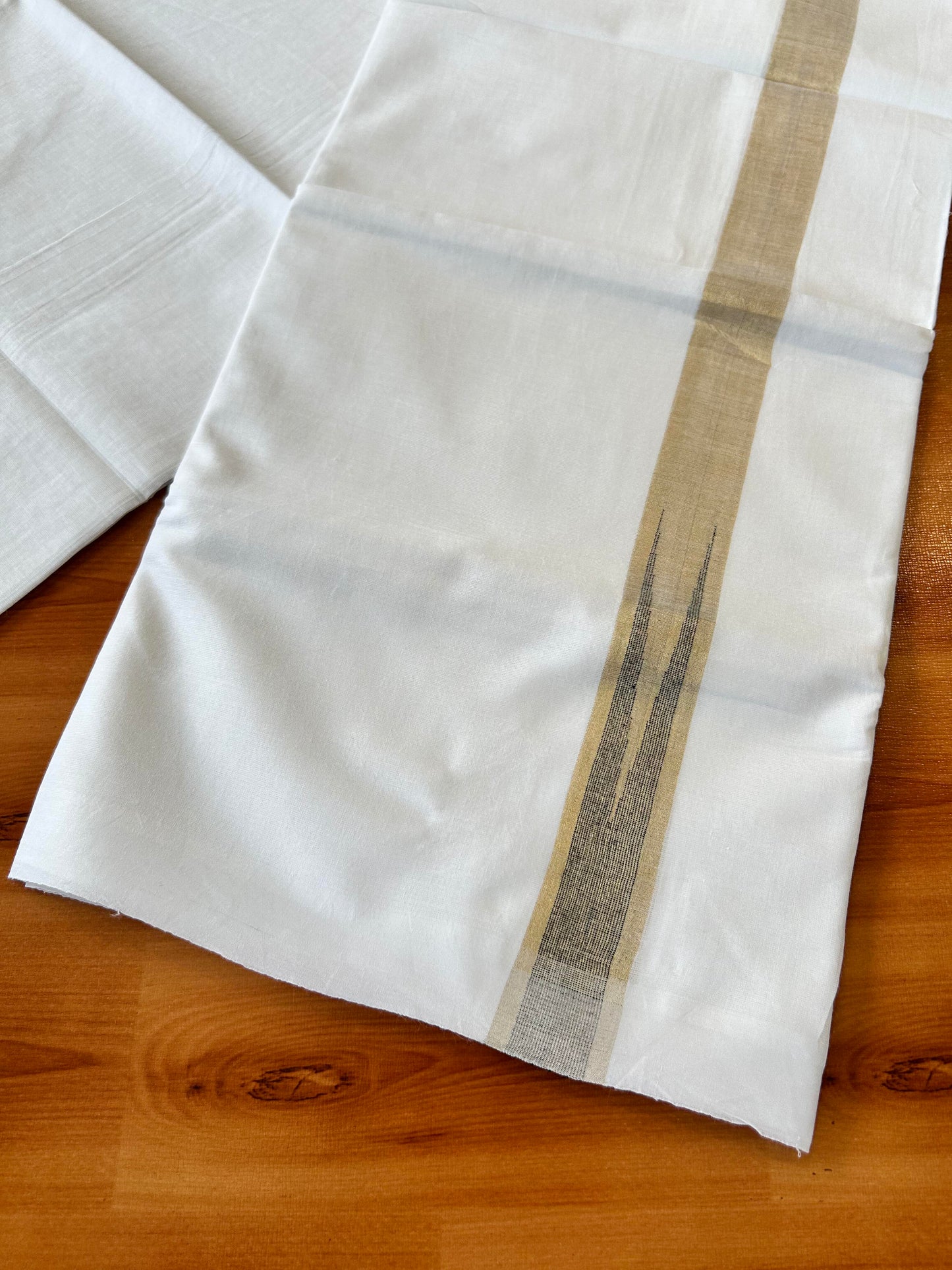 Pure White Double Mundu/Dhoti - 20% Discount ! Kaitharikada Balaramapuram 100% Cotton - 100x80 - 1 inch Puliyilakkara Gold Kasav & Black Chutty Kara 3.90 mtr (8 muzham) - 17 KK5446 VAS