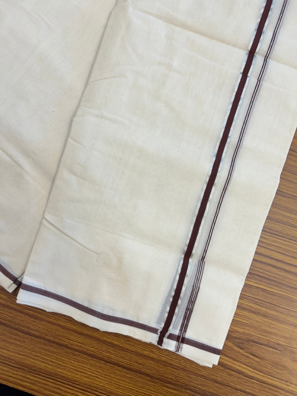 25% DISCOUNT!! KaithariKada HANDLOOM MILPAAV Balaramapuram - 100% PURE Cotton OFF White Double - (Unbleached) Mundu/Dothi - 80x90 - 0.5 Inch Silver Kasavu Brownish Maroon Puliyilakkara chutty - 74KK5234 RAM