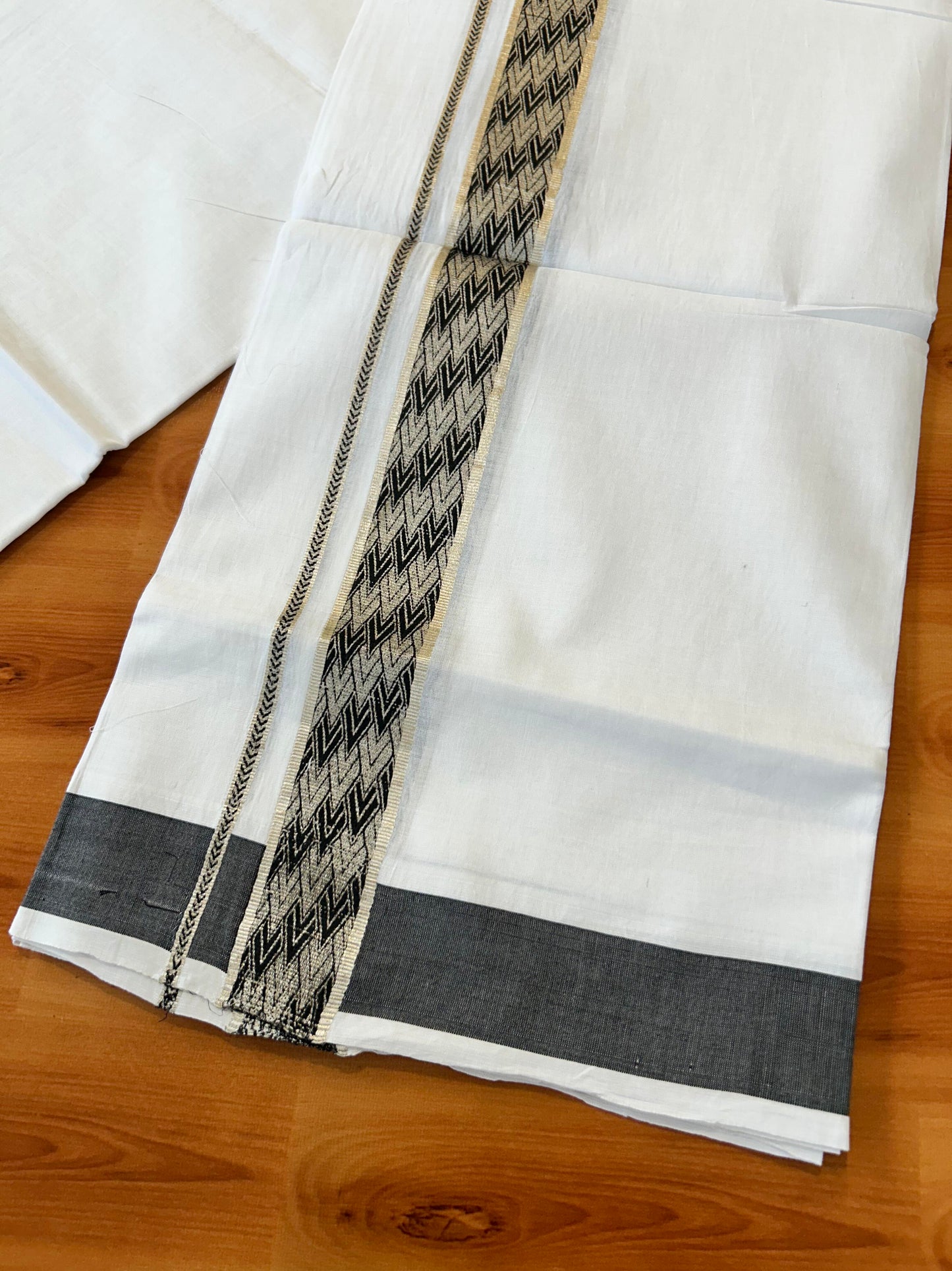 Double Pure white Mundu/Dhoti - 20% Discount! KaithariKada Balaramapuram 100% Cotton - 100x80 - 1.75 Inch Silver Kasav & Black jacquard pattern Kara 3.90 mtr (8 muzham) - 68 KK5432 PMC