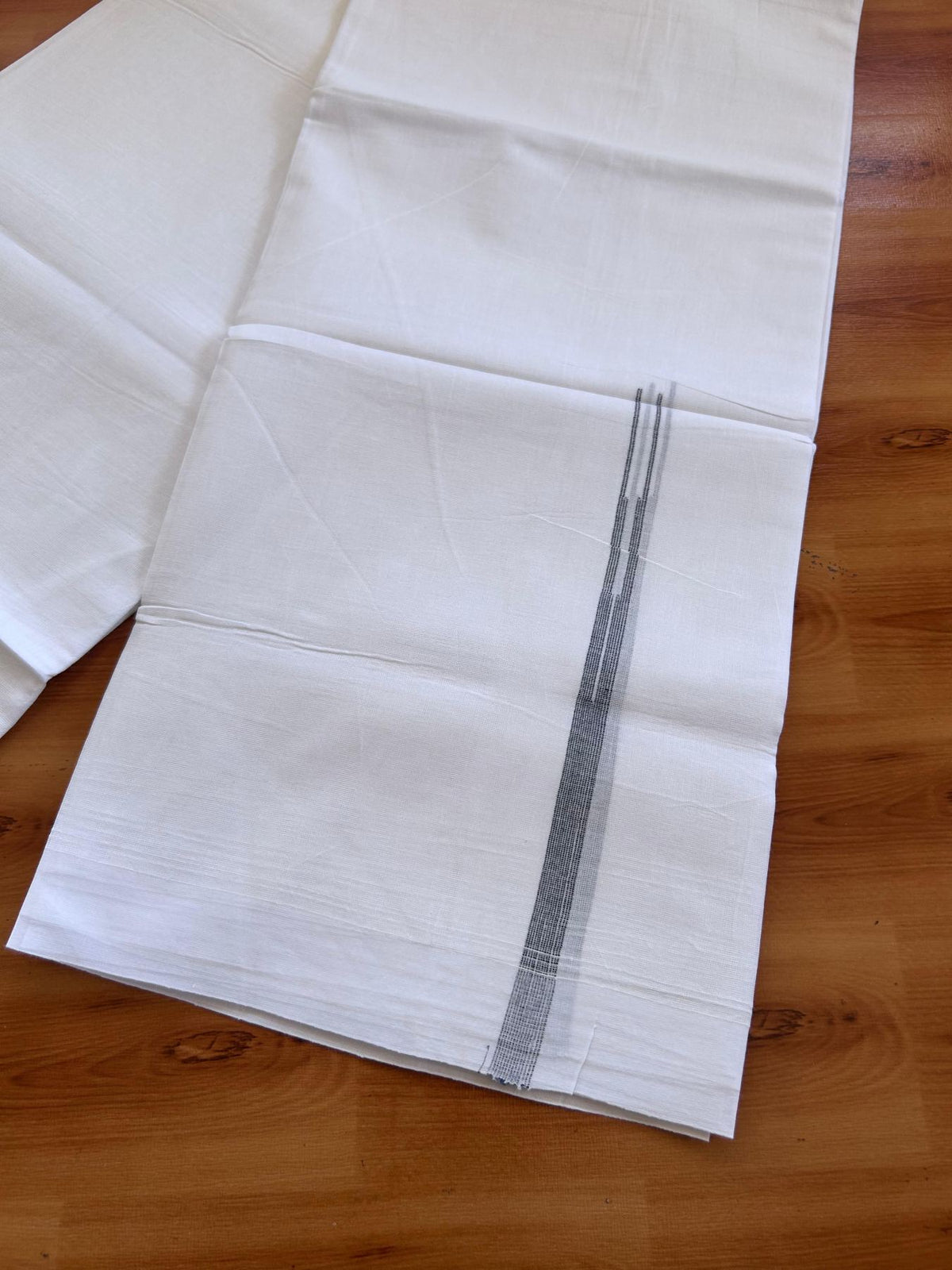 Double Pure White Mundu/Dhoti - 20% Discount !! KaithariKada Balaramapuram 100% Cotton - 100x80 - 0.5 inch Navy Blue Striped Chutty Kara 3.75 mtr (8 muzham) - 9 KK5515 CKS