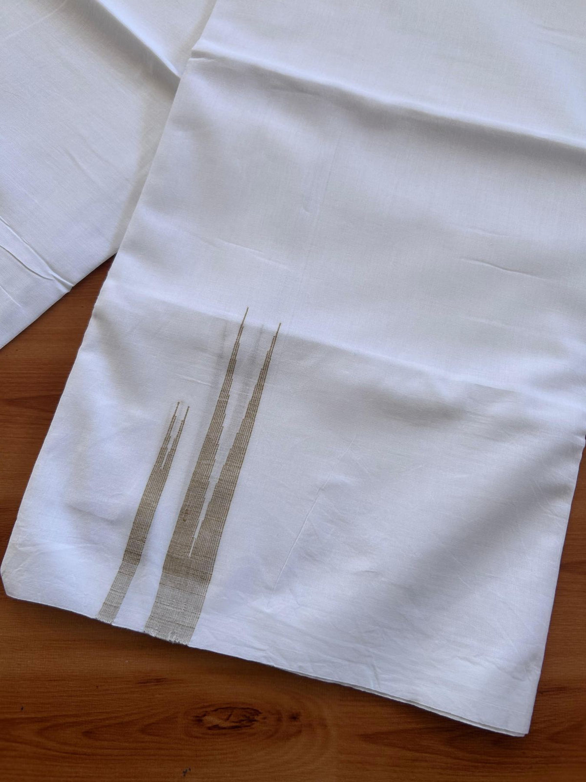 Double Pure White Mundu/Dhoti - 20% Discount !! KaithariKada Balaramapuram 100% Cotton - 100x80 - 0.75 inch Mustard Striped Double Chutty Kara 3.90 mtr (8 muzham) - 18 KK5515 CKS