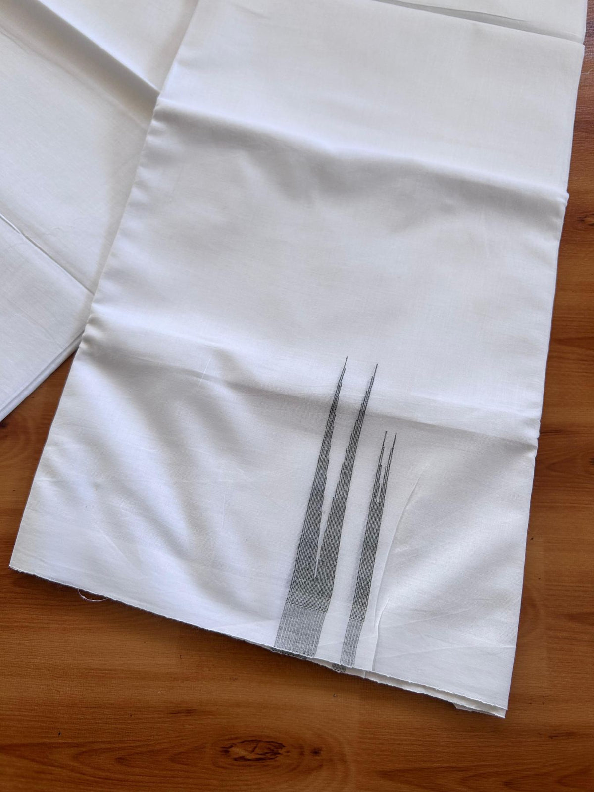 Double Pure White Mundu/Dhoti - 20% Discount !! KaithariKada Balaramapuram 100% Cotton - 100x80 - 0.75 inch Sage Green Striped Double Chutty Kara 3.90 mtr (8 muzham) - 16 KK5515 CKS