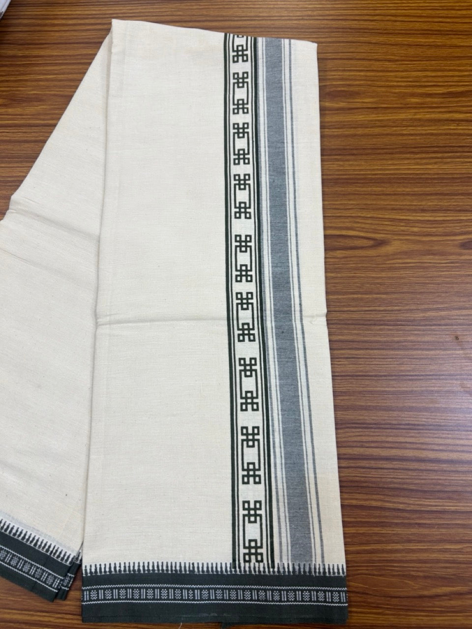 12% Discount !! Kaitharikada Pure Cotton Single OFF WHITE - (Unbleached) Kaily / Lungi - 2.5 inch Sage Green Striped Printed kara Kuppadam Border with OFF WHITE colour body (2 meter / 4 muzham)- 24KK8019AS