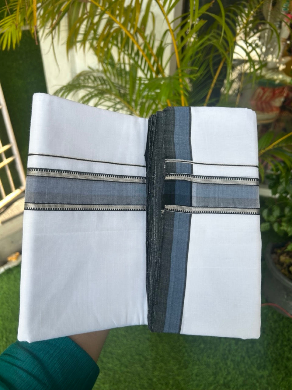 25% Discount! NEW ULTRA PURE WHITE HANDLOOM Balaramapuram - 100% Mercerised Cotton Double Mundu/Dhoti - 120(Twisted) x 80 - 1.5 inch Silver Kasavu Blue & Black shaded Kara - 34KK5167REA