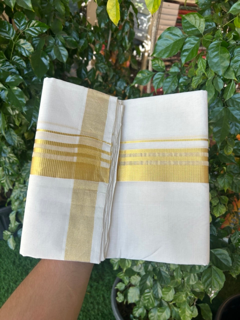 25% Discount!! KaithariKada Handloom Millpaav Balaramapuram - 100% Pure Cotton Off White Double - (Unbleached) Mundu/Dothi -80x90 - 2 Inch Gold Kasav Stripes kara 4mtr (8.5 muzham) - 15 KK5264 RAM