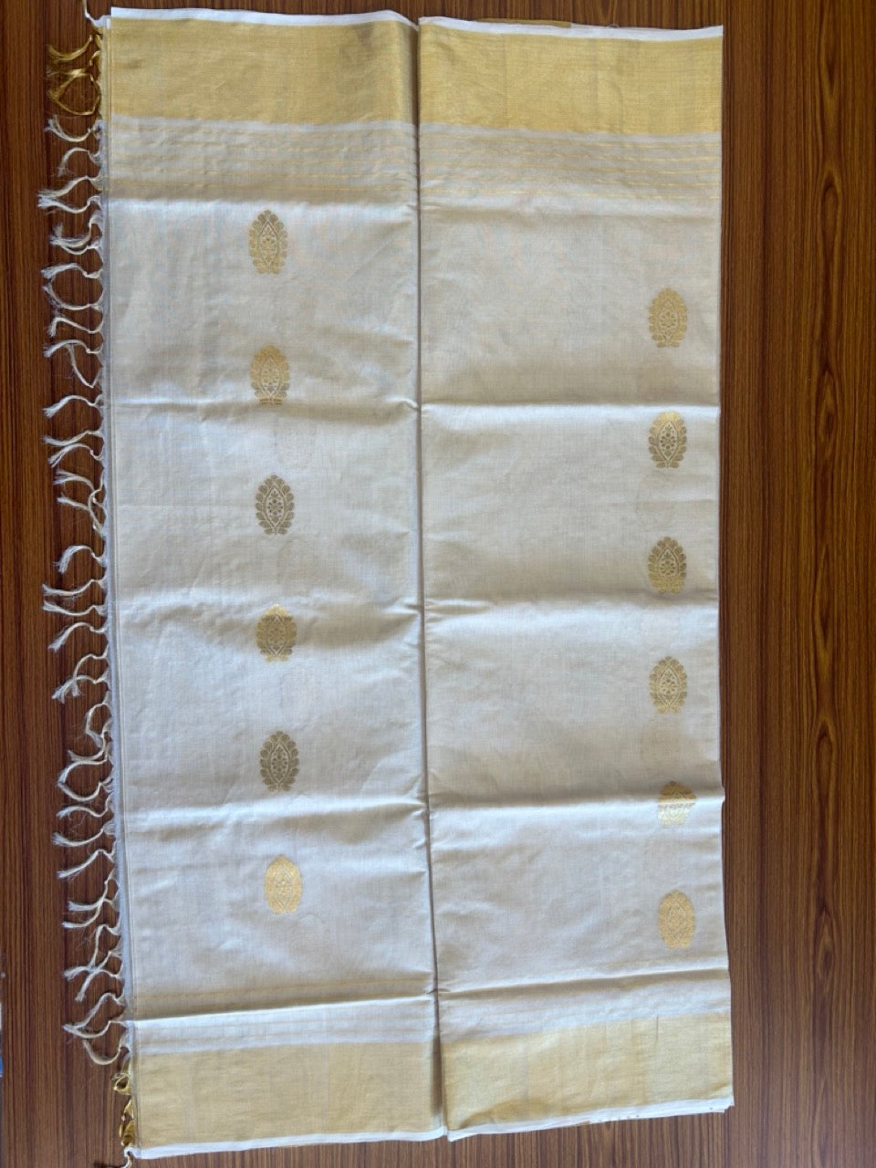 KaithariKada HANDLOOM MILPAAV Balaramapuram Kerala Saree for Women- 100% PURE Kerala Saree - Kasavu Tissue - 24 Inch Gold Kasavu DESIGN WITH KUNJALAM Kara- 9kk1009KK