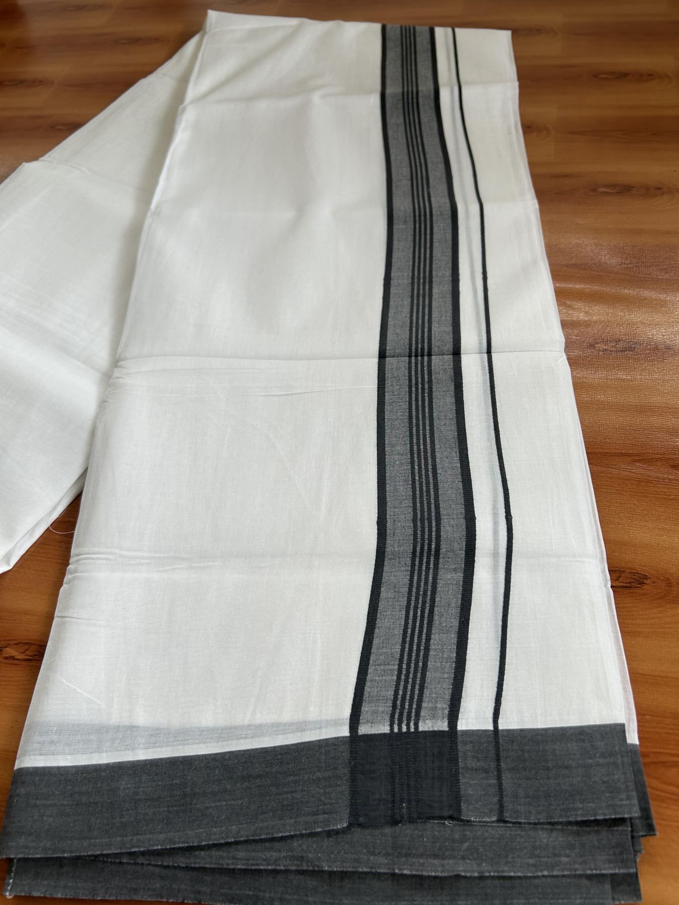 Double Pure white Mundu / Dhothi - 20% Discount ! KaithariKada Balaramapuram - 100% Pure Cotton 100x80 - 1.5 inch Black Shaded striped Kara 4.5 Meters (10 Muzham) - 26 KK5391 THI