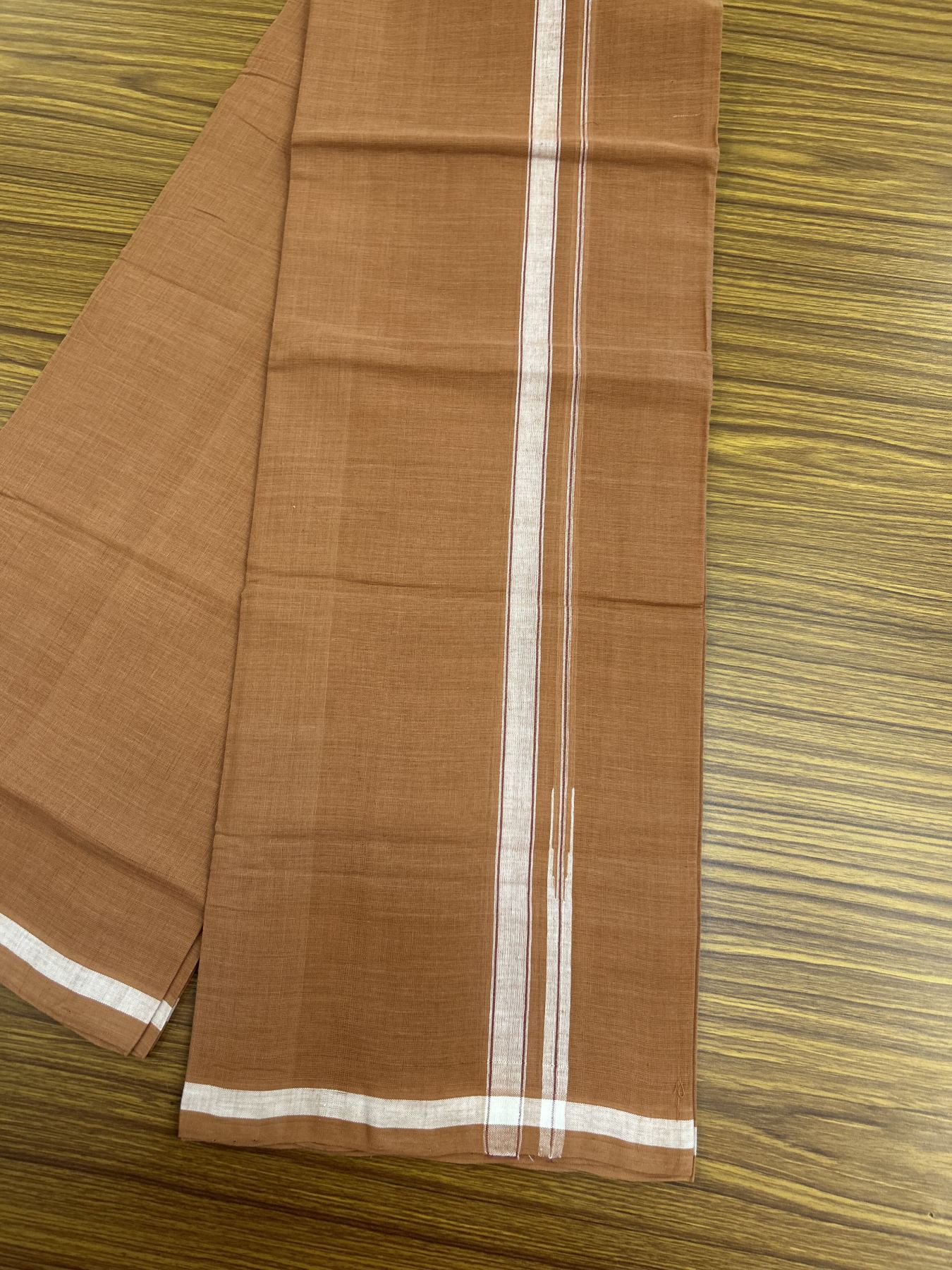 Kerala Handloom Single Hallmarked - 10% Discount !! KaithariKada 100% Pure Cotton - Mundu/Dhoti 1.5 cm Puliyilakkara White Shaded Chutty Kara with Kavi colour Body - (2 meter / 4 muzham) - 26 KK8048 ELA