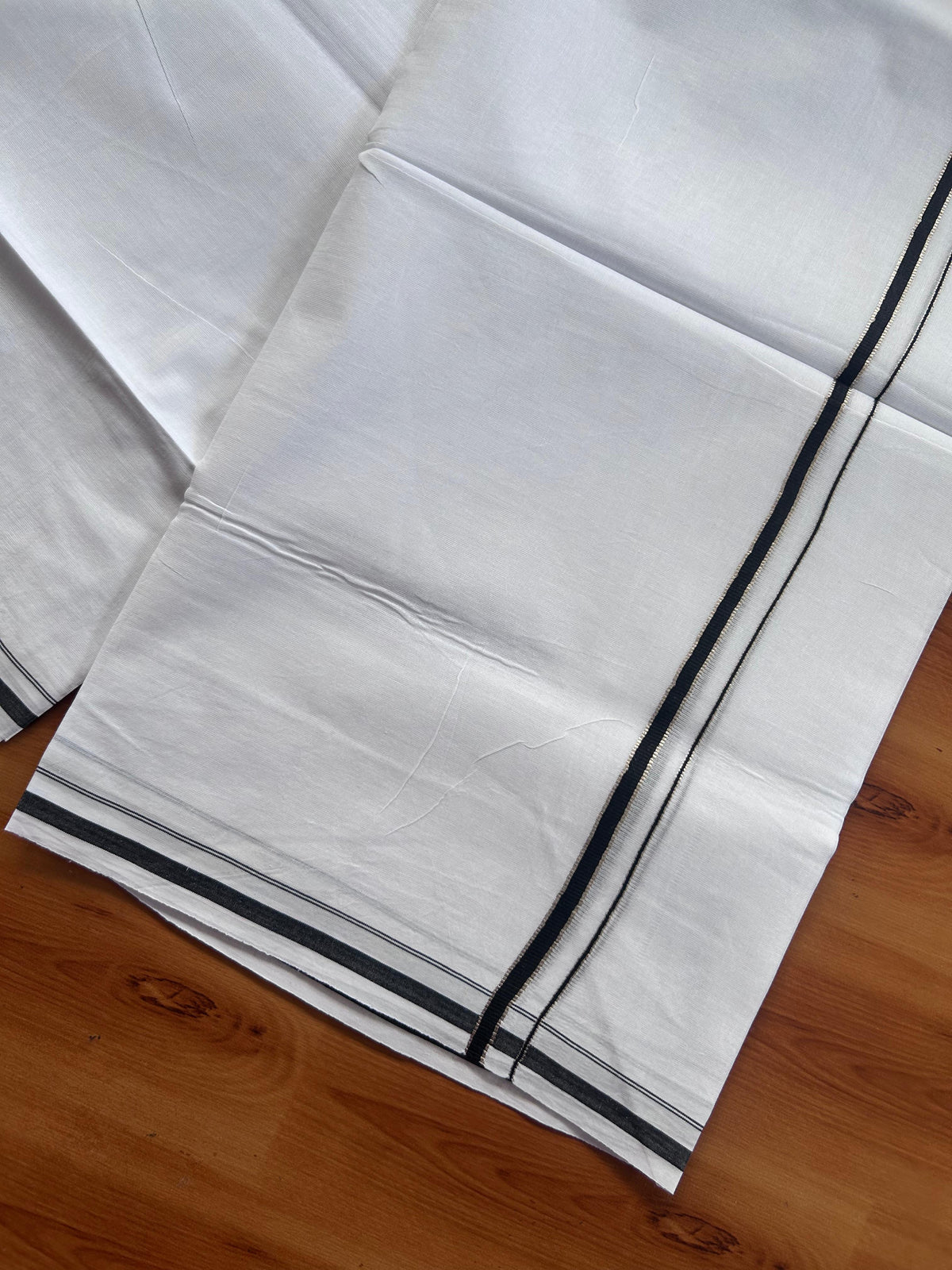 Pure white Double Mundu/Dhoti - 20% Discount! KaithariKada 100% Cotton - 100X80 - 0.5 cm Silver Kasav & Black Kara - 3.90 mtr (8.5 muzham) - 7 KK5518 VAS