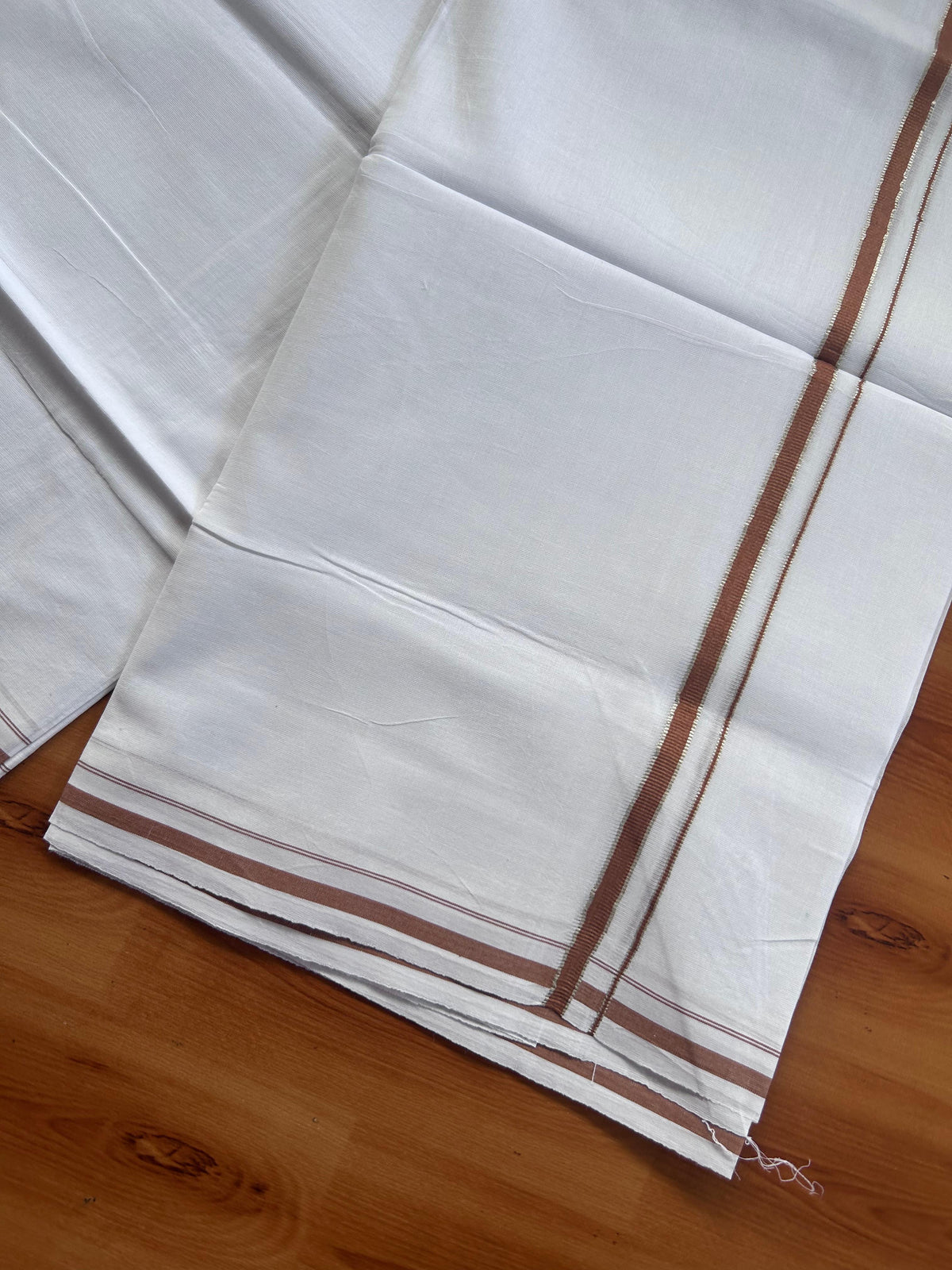 Pure white Double Mundu/Dhoti - 20% Discount! KaithariKada 100% Cotton - 100X80 - 0.5 cm Silver Kasav & Light Brown Kara - 3.90 mtr (8.5 muzham) - 8 KK5518 VAS