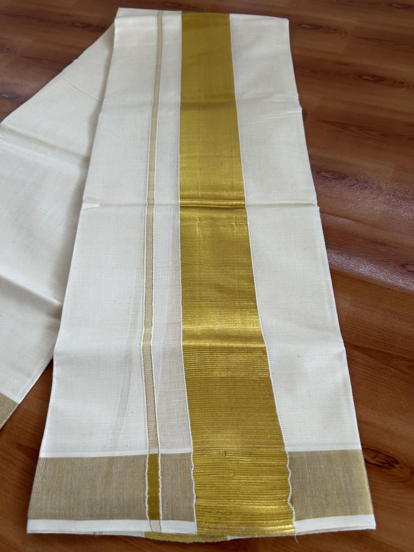 Neriyath Off White (Unbleached) - 20% Discount!! KaithariKada Balaramapuram - 100% Pure Cotton - 70s - 2 Inch Gold Kasavu Kara - 1 KK5399 VIN