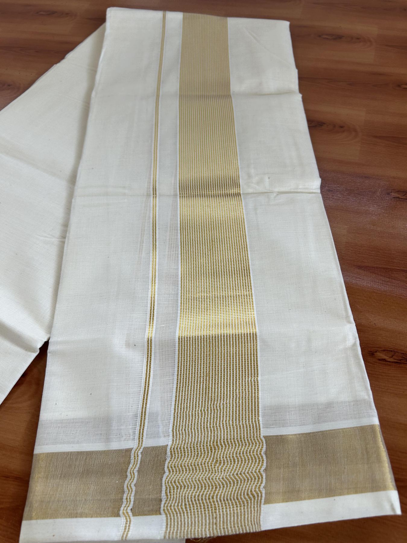 Neriyath Off White (Unbleached) - 20% Discount!! KaithariKada Balaramapuram - 100% Pure Cotton - 70s - 1.75 Inch Gold Kasav Stripes Kara - 8 KK5399 VIN