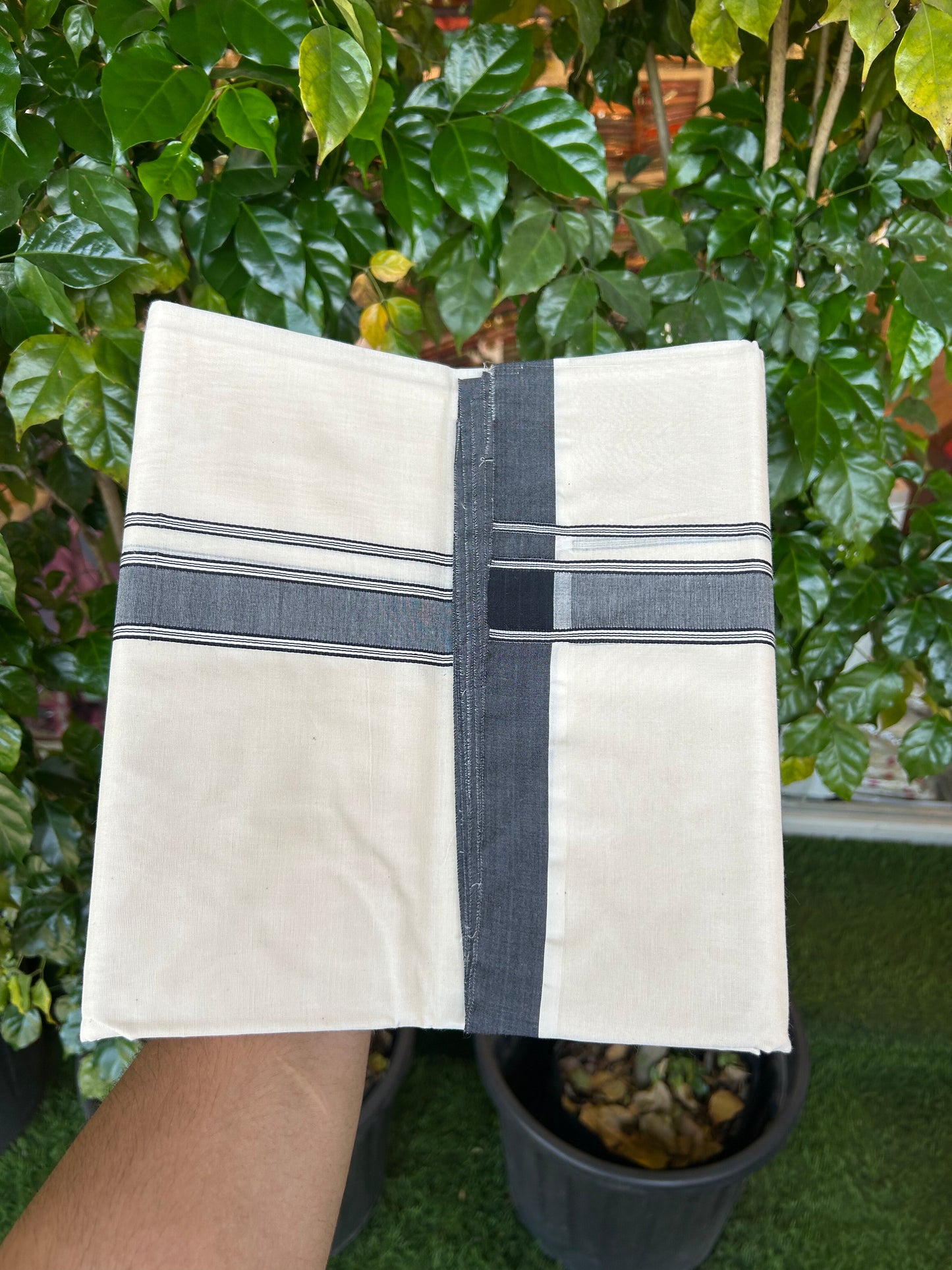 20% Discount !! KaithariKada Balaramapuram 100% Cotton Double Off White - (Unbleached) Mundu/Dhoti-100X100 - 1.25 inch Black Striped Kara (4.50 meter / 9.64 muzham) - 5 KK5338 ASH