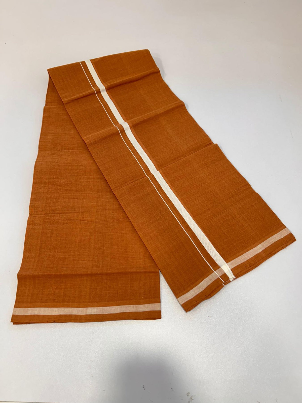 Kerala Handloom Single Kaily/Lungi - KaithariKada 100% Pure Cotton - 40s - 1 cm White Kara With Kavi Colour Body - (2 meter / 4 muzham) - 29 KK8081 ELA
