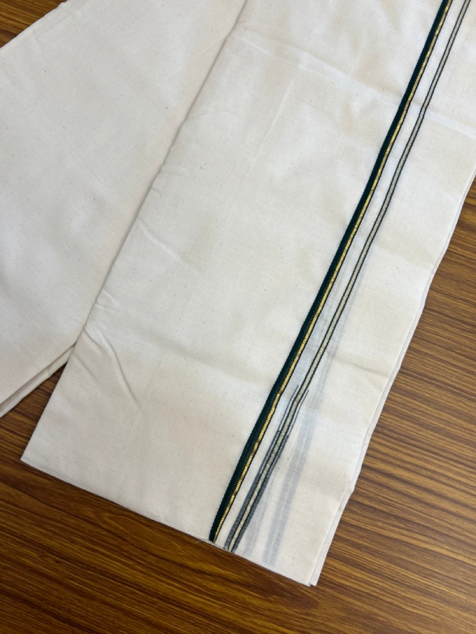 25% Discount!! Signature Kaitharikada Exclusive Single Dhoti - 100% Cotton Balaramapuram Handloom Single Mundu/Dhoti - Off White (Unbleached)- 0.75 cm Puliyilakkara Green & Kasav Chutty Kara (2 meter / 4 muzham) - 4 KK5304KAI