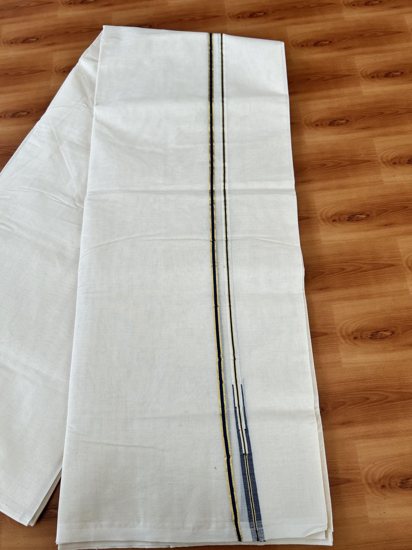 Double Off white Mundu/Dhoti - 20% Discount! KaithariKada 100% Cotton - 100x100 - 1 cm Puliyilakkara Gold Kasav & Navy Blue Chutty Kara 4 mtr (8.5 muzham) - 12 KK5453 ASH