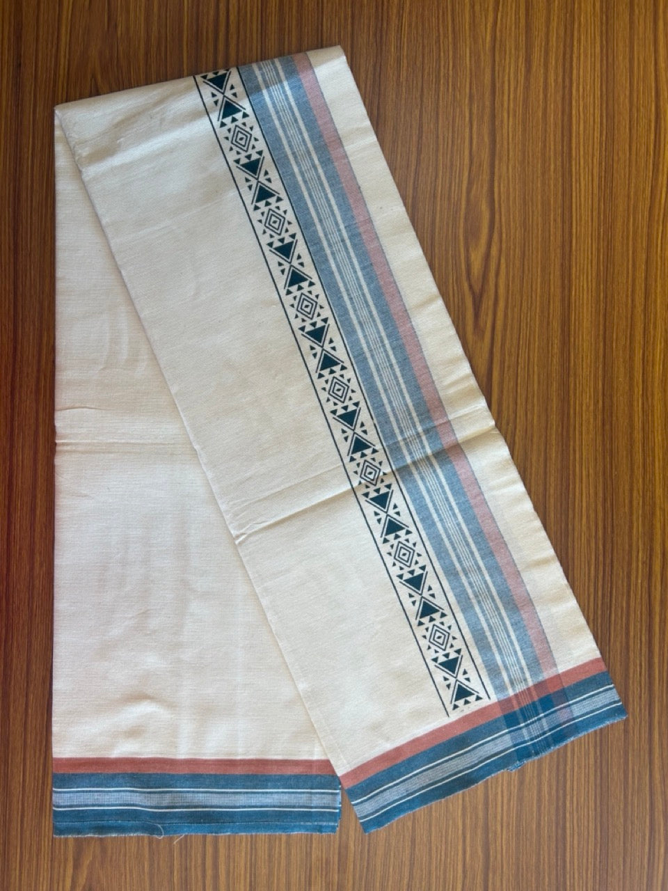 12% Discount !! Kaitharikada Pure Cotton Single OFF WHITE - (Unbleached) Kaily / Lungi - 3.75 inch Peacock green & Brownish Orange Striped Dark green Printed kara Kuppadam Border with OFF WHITE colour body (2 meter / 4 muzham)- 3KK8010AS