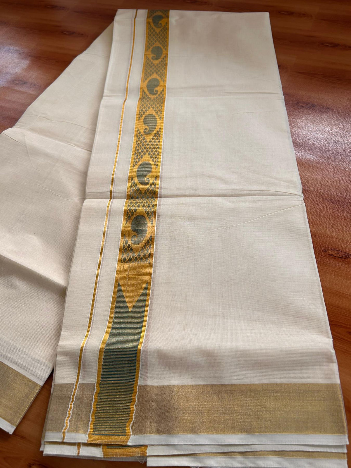 Double Off White (Unbleached) Mund/Dhoti - 20% Discount! KaithariKada Mixed Cotton - 60s - 1.5 inch Peacock Green Gold Kasav Jacquard Design Chutty Kara 4 mtr (8.5 Muzham) - 4 KK5520 PMC