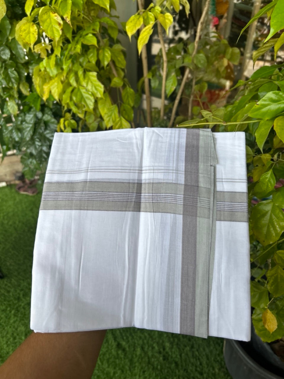 20% Discount! KaithariKada Balaramapuram 100% Cotton Double Pure white Mundu/Dhoti- 100X80 - 1.5 inch Brown & Mint Green striped Shaded kara - 3.90mtr ( 8 muzham) - 12 KK5306 VIN