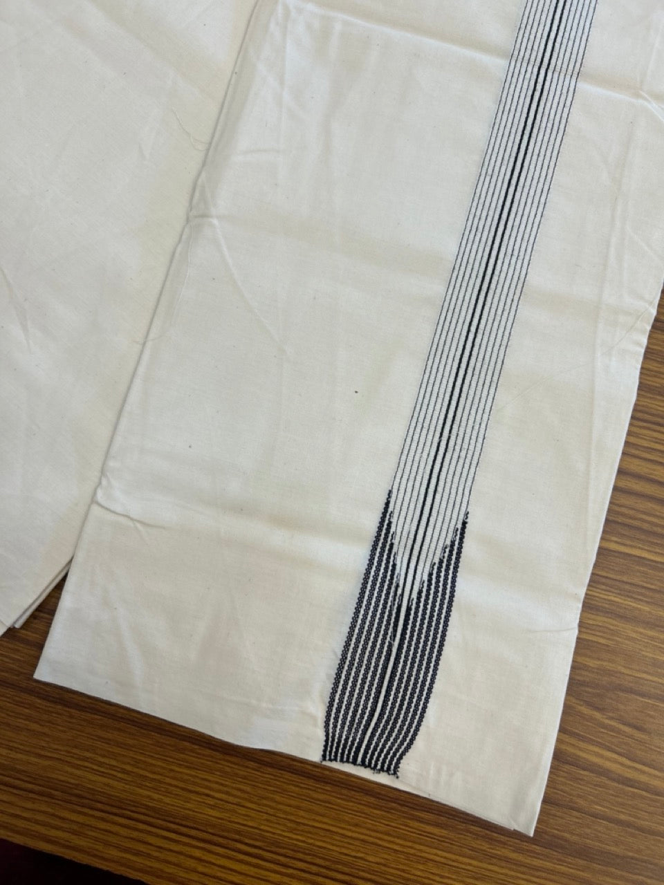 20% Discount ! KaithariKada Balaramapuram 100%  Cotton Single Off White - (Unbleached) Mundu/Dhoti-100X100- 1.5 Inch 12 Line Puliyilakkara Black Chutty Kara (2 meter / 4 muzham)- 9 KK5303 ASH