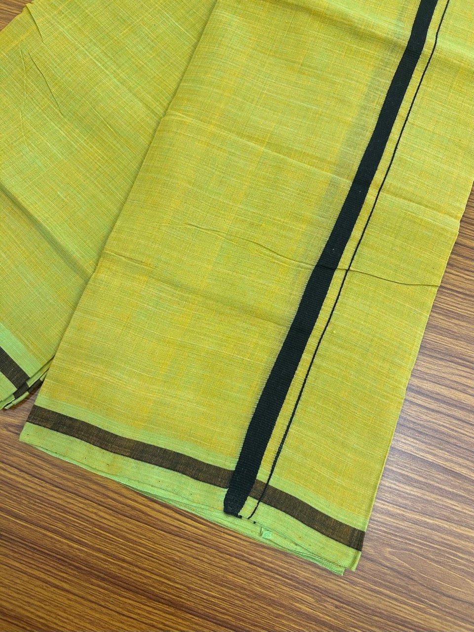 Handloom Single Hallmarked - 10% Discount !! KaithariKada 100% Pure Cotton - Mundu/Dhoti Yellow & Green Body - 0.5 inch Black Kara- (2 meter / 4 muzham)- 42 KK8032 ELA