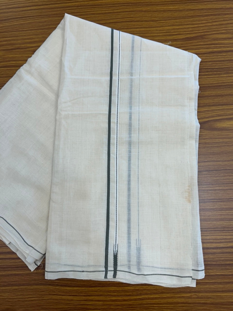 KaithariKada HANDLOOM UNAKKUPAAV Balaramapuram - 100% PURE Cotton Off White (Unbleached) Neriyath - 0.5 cm Sage Green Kara - 5 KK5277 ELA